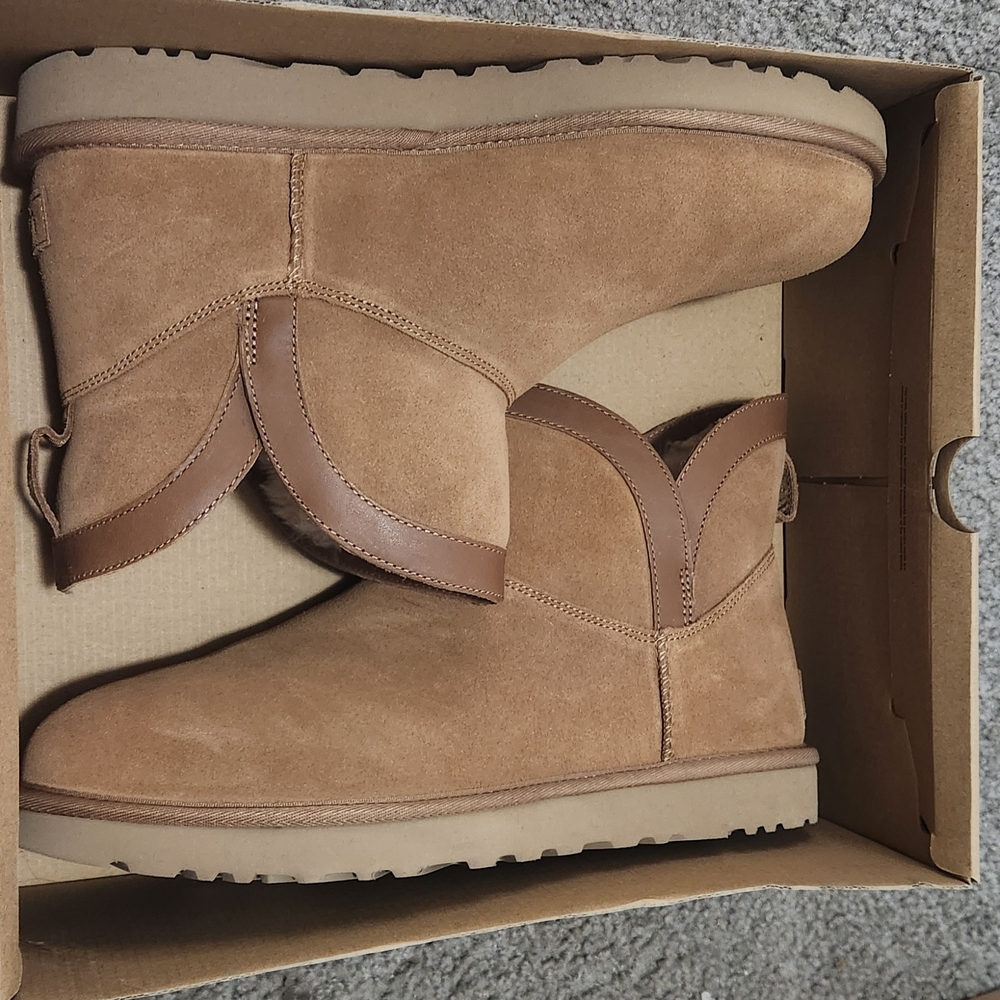 UGG classic Mini Lunara